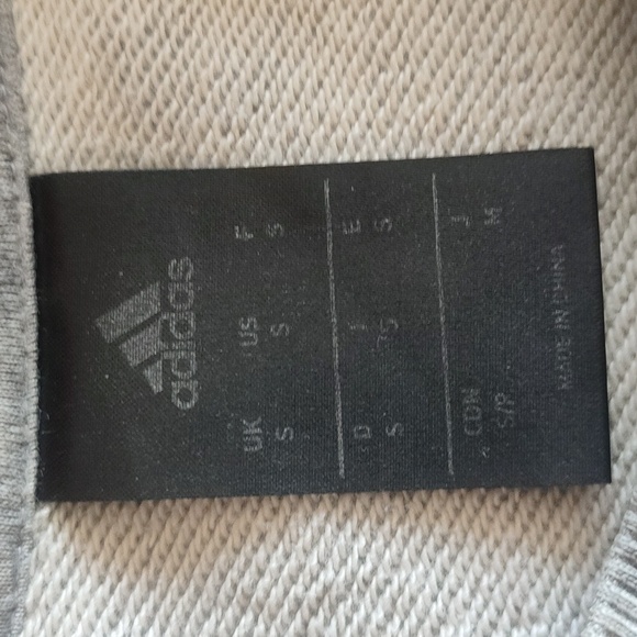 Adidas sweater - Picture 4 of 4